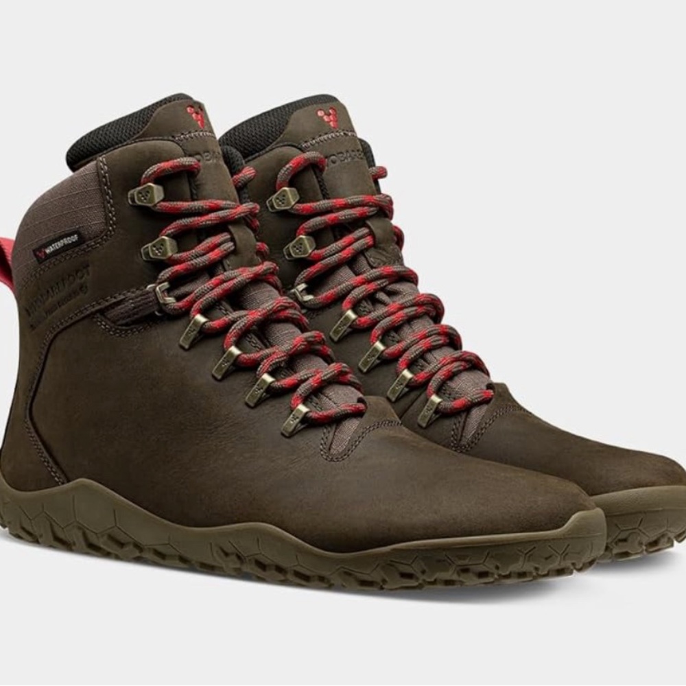 Vivobarefoot Tracker II W9.5 New in Box